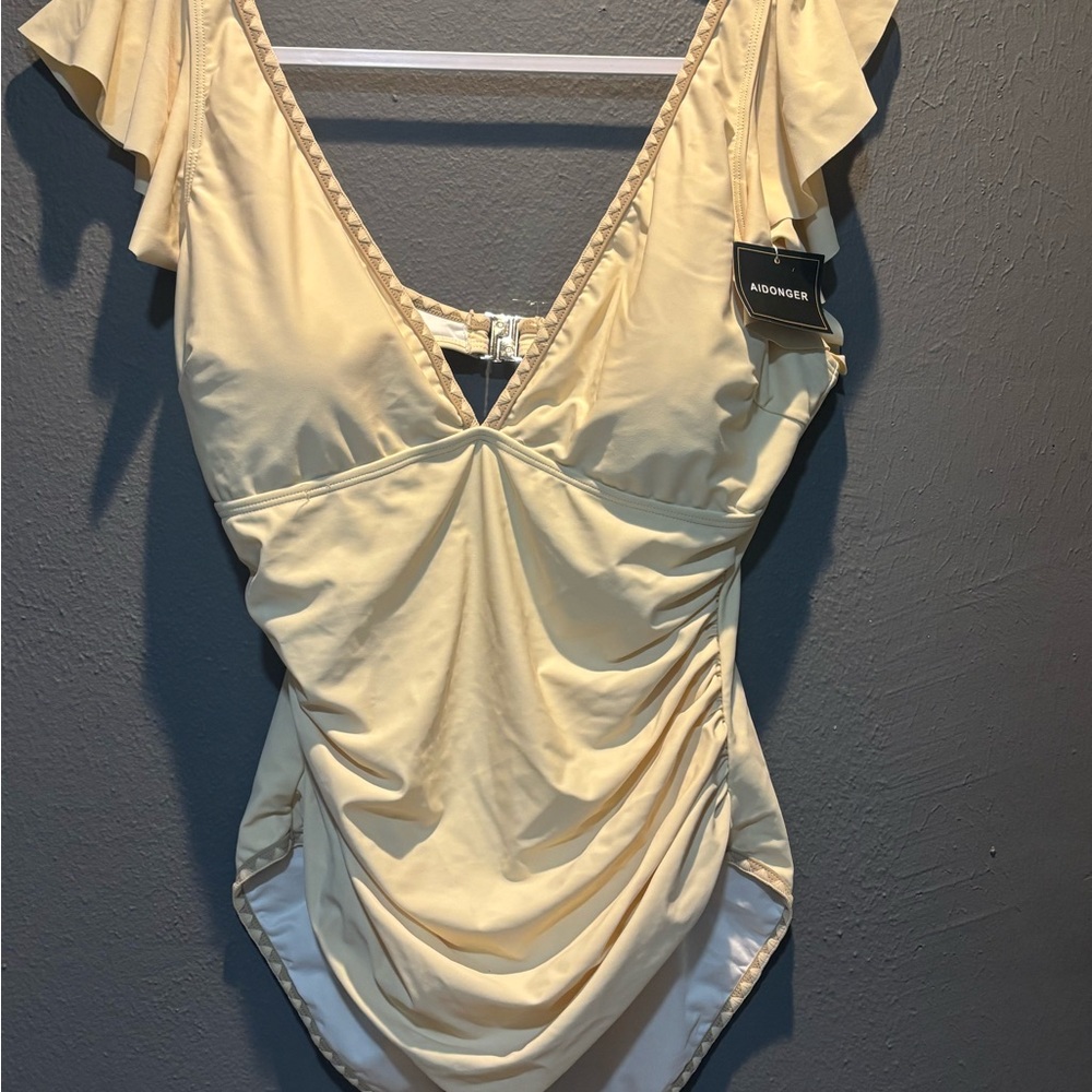 Aidan Mattox Cream Ruched Swimsuit